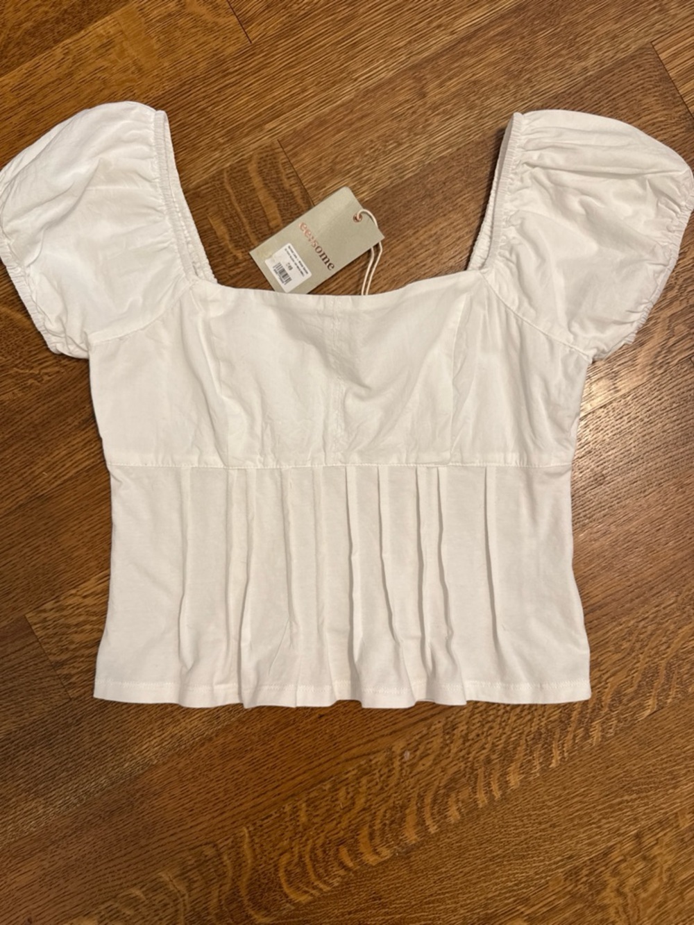NWT White Puff Sleeve Square Neck Top. Small